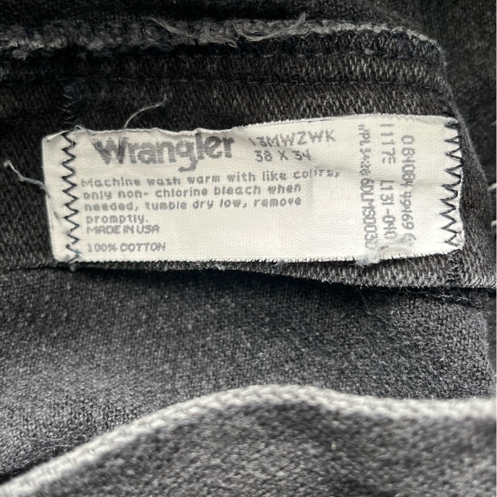 Vintage Wrangler Black Jeans – Straight Fit – 38x34 – USA Made - Picture 6 of 7